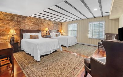Penn's View Hotel