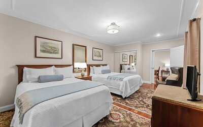 Penn's View Hotel