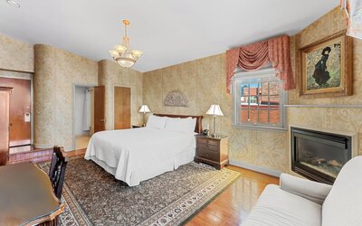 Penn's View Hotel