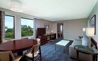 Sheraton Suites Philadelphia Airport
