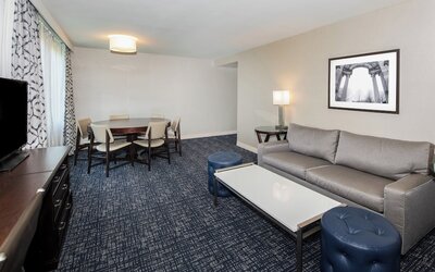 Sheraton Suites Philadelphia Airport