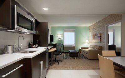 Home2 Suites by Hilton Philadelphia - Convention Center, PA