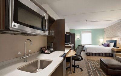 Home2 Suites by Hilton Philadelphia - Convention Center, PA