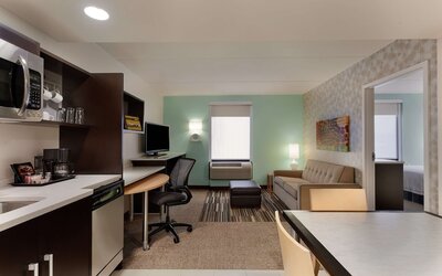 Home2 Suites by Hilton Philadelphia - Convention Center, PA
