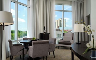 The Inn at Penn, A Hilton Hotel