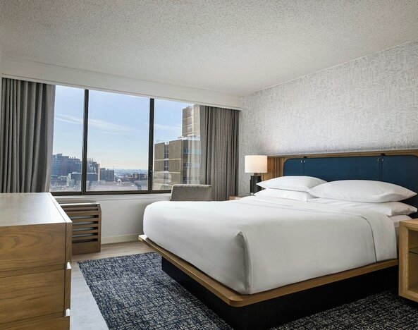 Sheraton Philadelphia University City Hotel