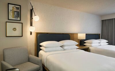 Sheraton Philadelphia University City Hotel
