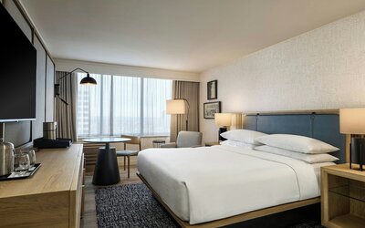 Sheraton Philadelphia University City Hotel