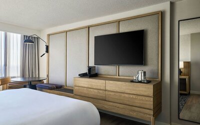 Sheraton Philadelphia University City Hotel