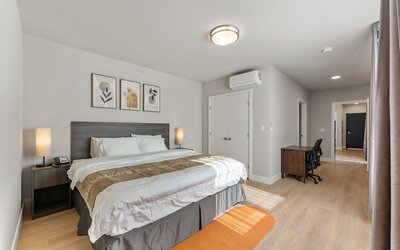 4211 Suites