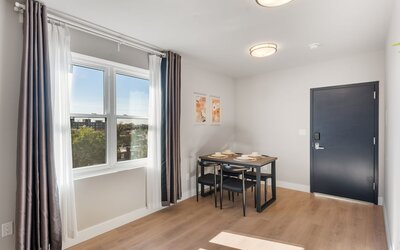 4211 Suites