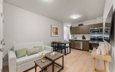 4211 Suites