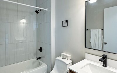4211 Suites