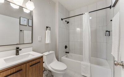 4211 Suites