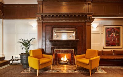 Alexander Inn
