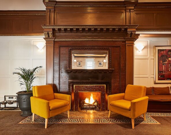 Alexander Inn