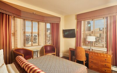 Alexander Inn