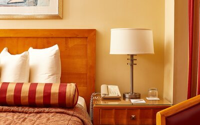 Alexander Inn