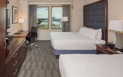 Hilton Philadelphia at Penn's Landing