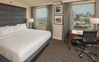 Hilton Philadelphia at Penn's Landing