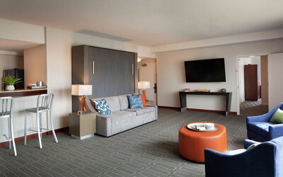 Hilton Philadelphia at Penn's Landing
