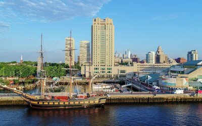 Hilton Philadelphia at Penn's Landing