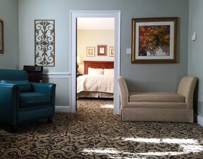 Morris House Hotel