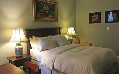 Morris House Hotel
