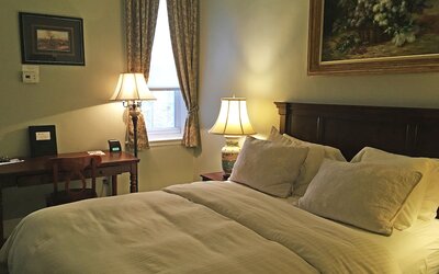 Morris House Hotel