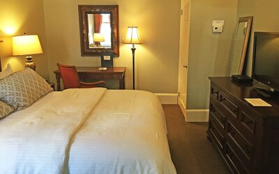 Morris House Hotel