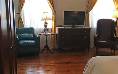 Morris House Hotel