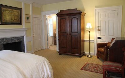 Morris House Hotel