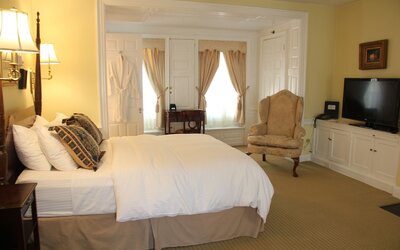 Morris House Hotel