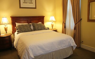 Morris House Hotel