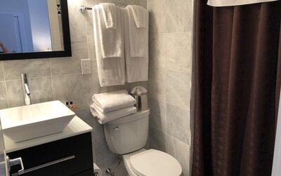 Morris House Hotel