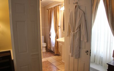 Morris House Hotel