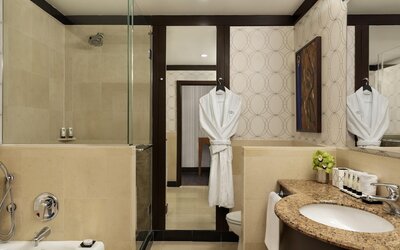 Executive Room, 1 King Bed