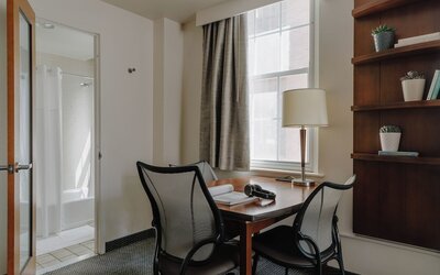 Club Quarters Hotel Rittenhouse Square, Philadelphia