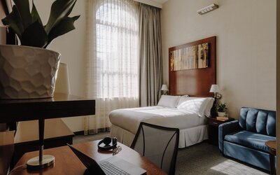 Club Quarters Hotel Rittenhouse Square, Philadelphia