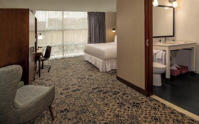 Four Points by Sheraton Philadelphia City Center