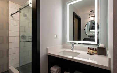The Notary Hotel, Philadelphia, Autograph Collection by Marriott