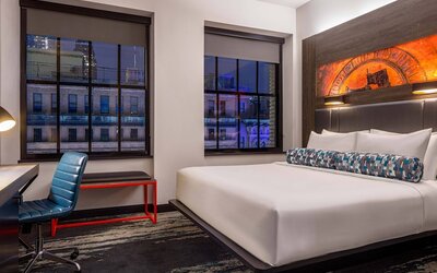 Aloft by Marriott Philadelphia Downtown