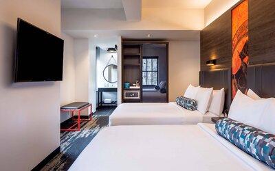 Aloft by Marriott Philadelphia Downtown