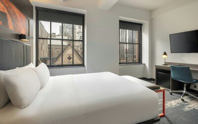 Aloft by Marriott Philadelphia Downtown