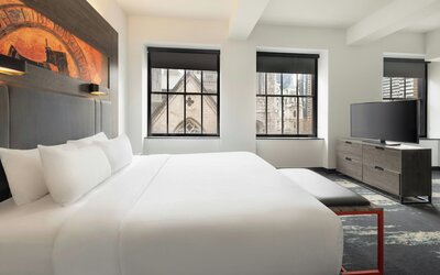 Aloft by Marriott Philadelphia Downtown