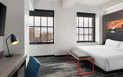 Aloft by Marriott Philadelphia Downtown