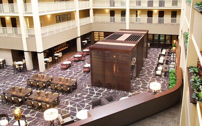 Embassy Suites by Hilton Philadelphia Airport