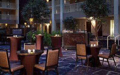 Embassy Suites by Hilton Philadelphia Airport