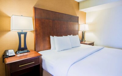 Doubletree by Hilton Philadelphia Airport