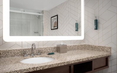 Doubletree by Hilton Philadelphia Airport